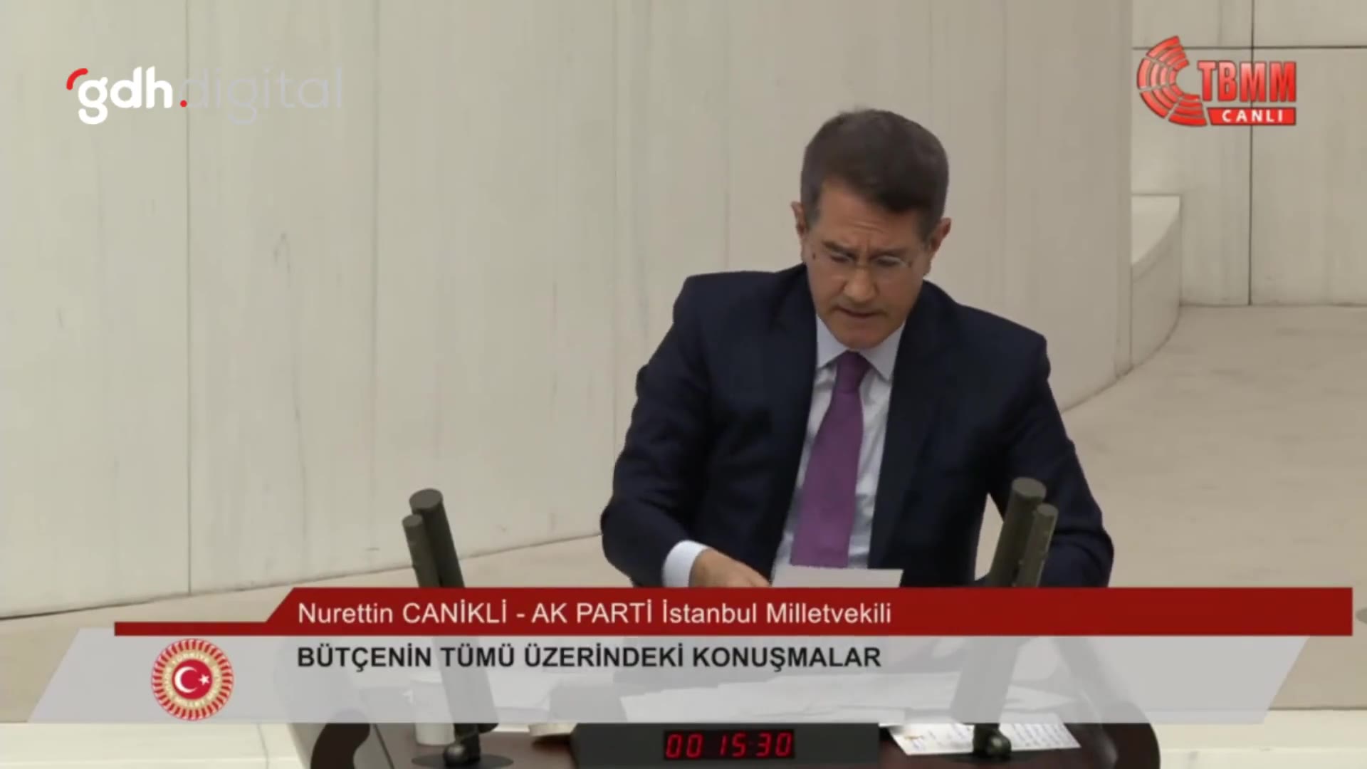 Asgari ücret 1 yılda 205.9'dan 295 dolara yükseldi
