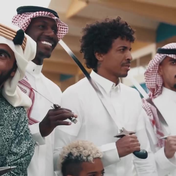 Ronaldo, Suudi Arabistan'ın kuruluş gününde kılıç dansı yaptı