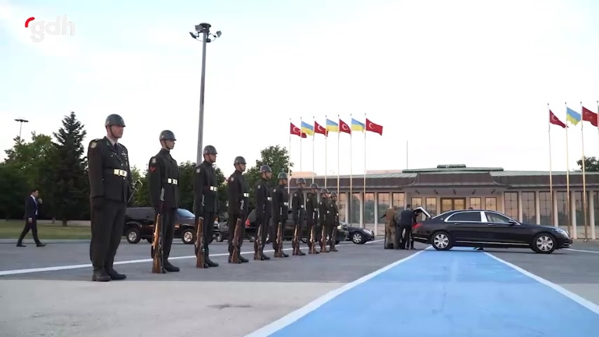 Zelenski'den Türkiye ziyareti ve güvenlik mesajları