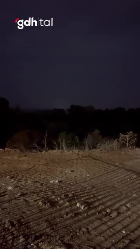 Gazze'de Filistinli direnişçiler ve İsrail ordusu çatışmaları