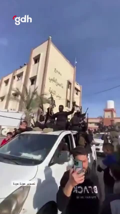 El Kassam Savaşçıları Han Yunus'ta Coşkuyla Karşılandı