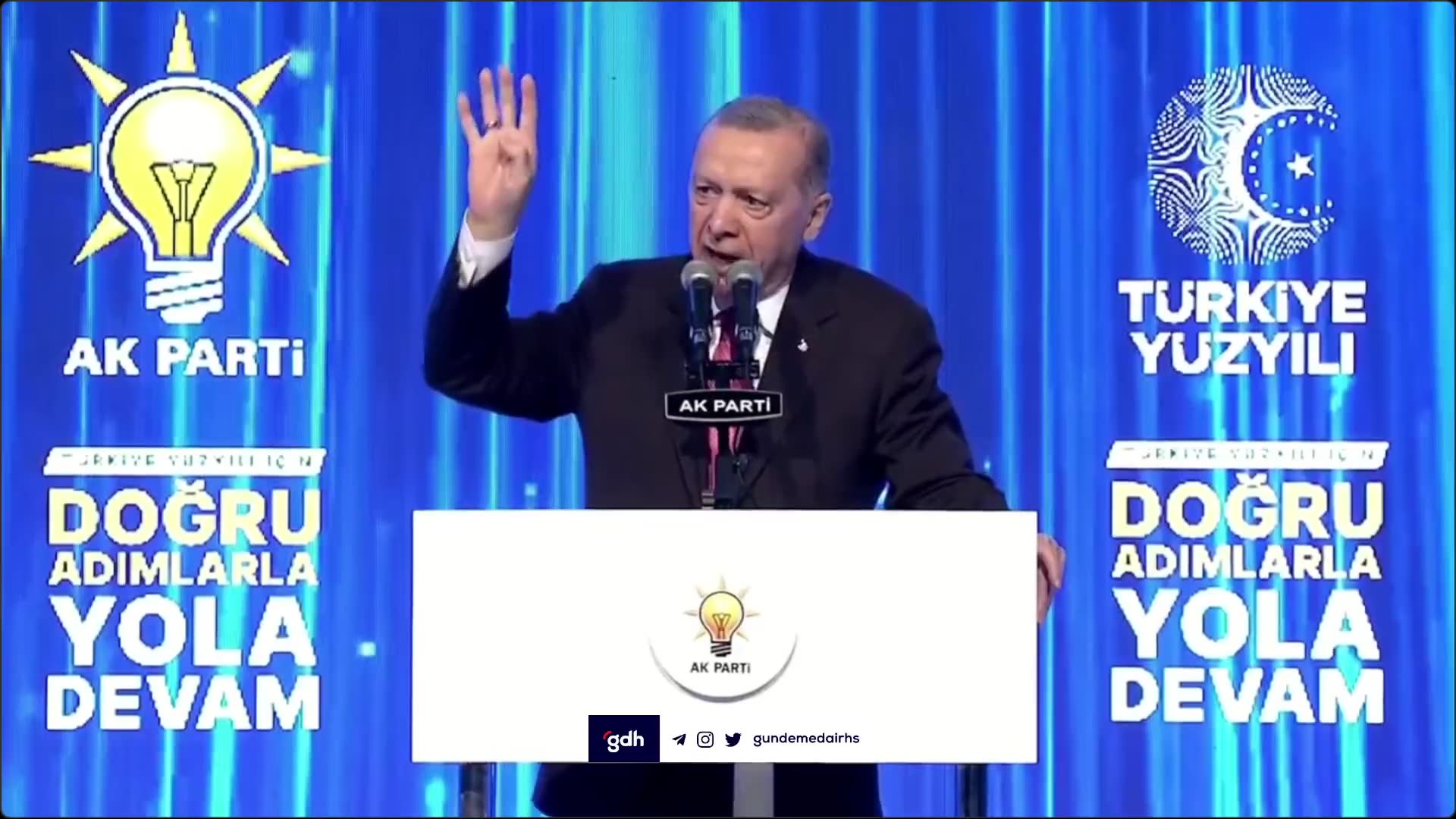 Erdoğan: 14 Mayıs'ta yeniden 'Milletindir' demek için buradayız