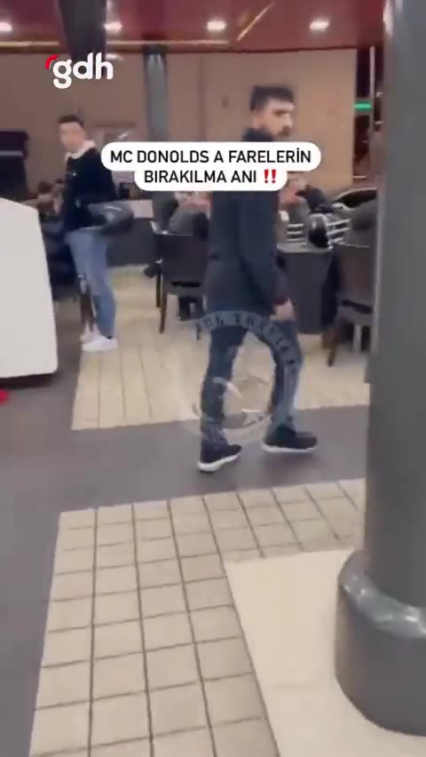 İstanbul'da McDonald's'a fare fırlatıldı: Müslüman etlerine gönderme