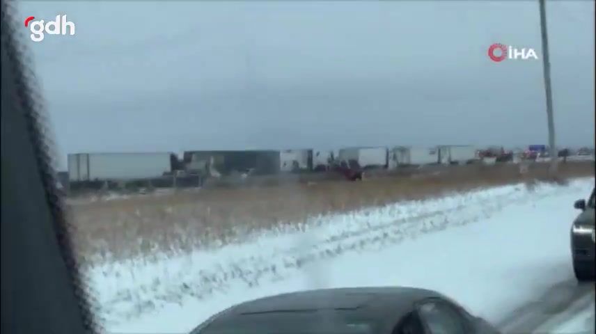 Wisconsin'de kar yağışı nedeniyle 85 araç çarpıştı, 21 yaralı