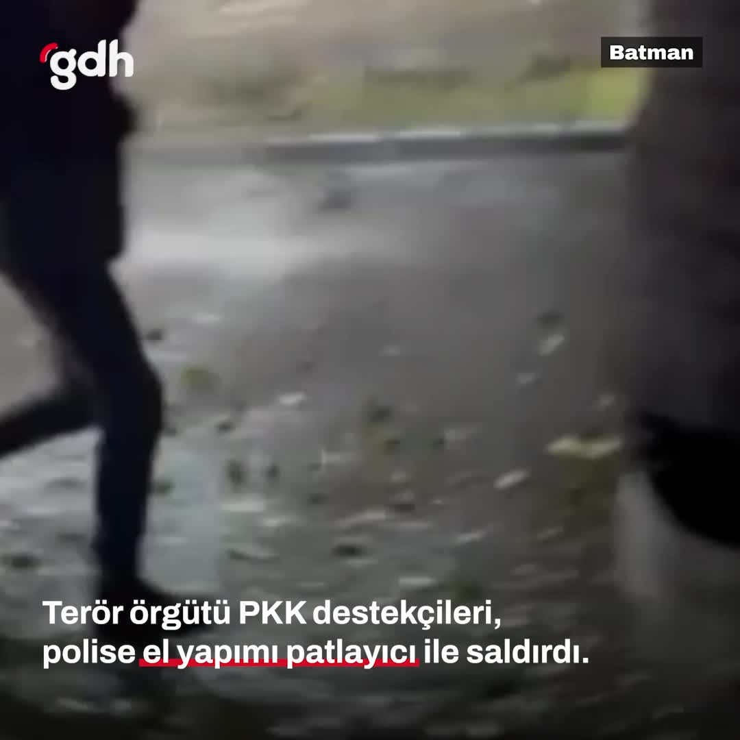 Batman'da PKK destekçileri polise bombalı ve molotoflu saldırdı