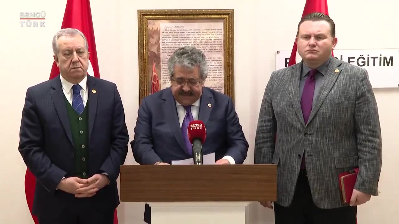 MHP: 30 Büyükşehirden 28'inde AK Parti, 2'sinde MHP Adayı