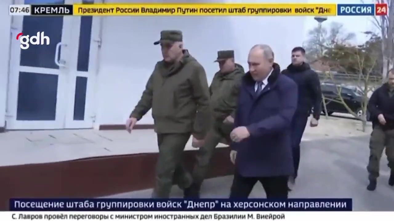 Putin, Ukrayna'nın ilhak ettiği Herson ve Luhansk'ı ziyaret etti