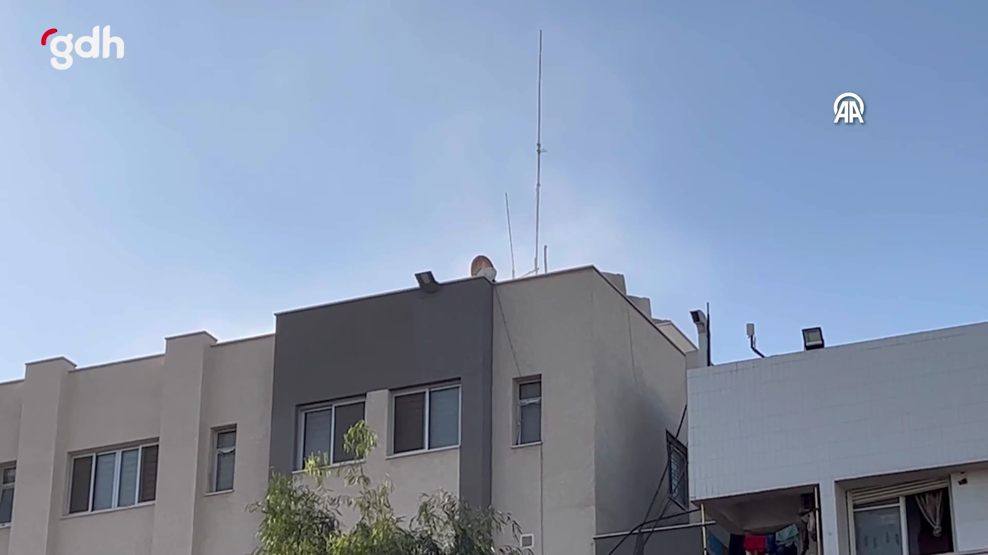 İsrail, Gazze'deki Şifa Hastanesi'ni devre dışı bıraktı