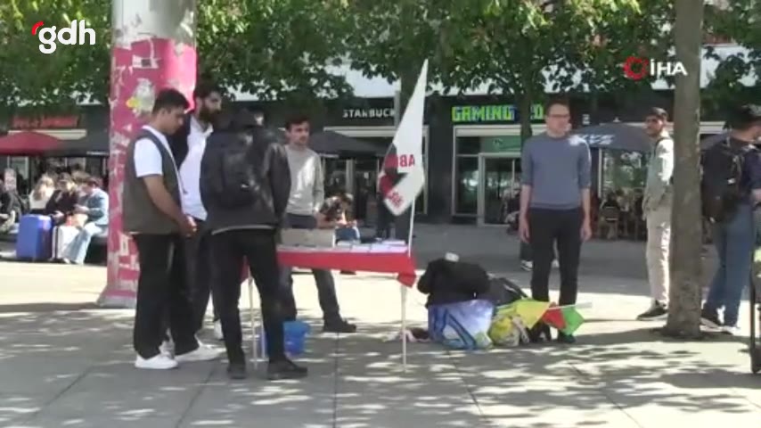 Berlin'deki PKK mitingi, Öcalan bayrağı nedeniyle yasaklandı