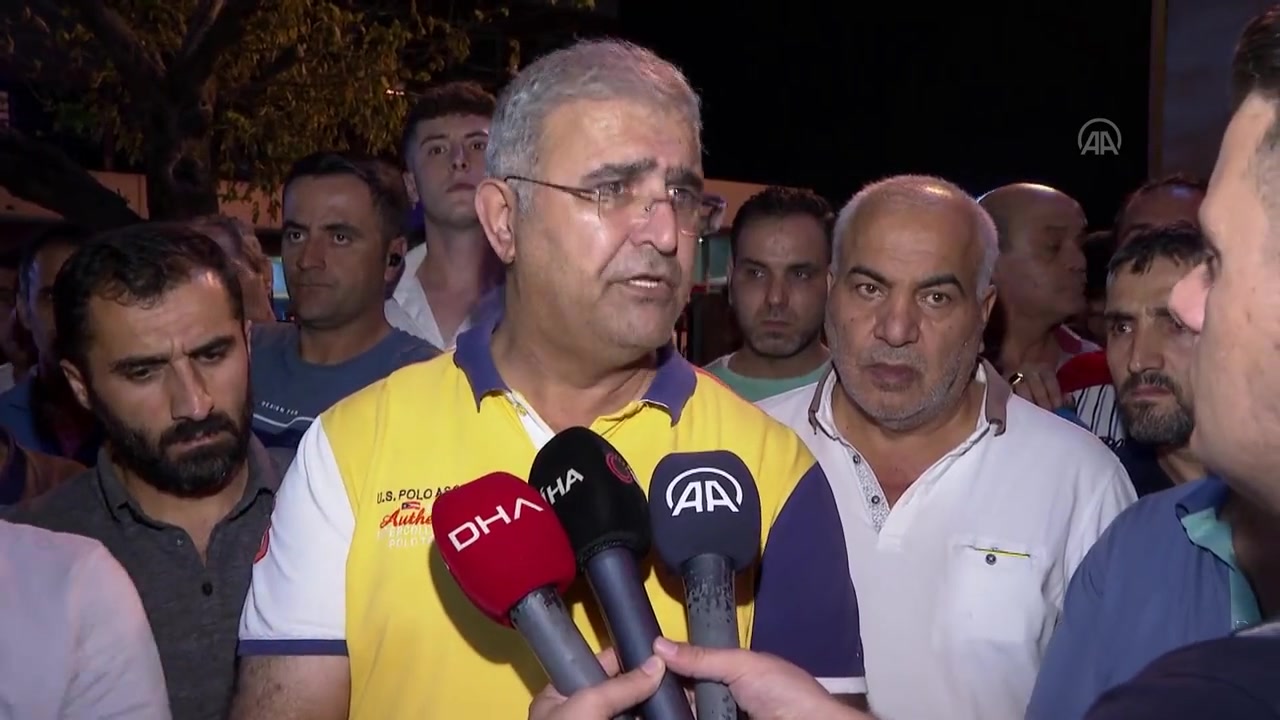 Bağcılar'da taksi tartışması: Şoför ağır yaralandı, 200 taksici eylemde