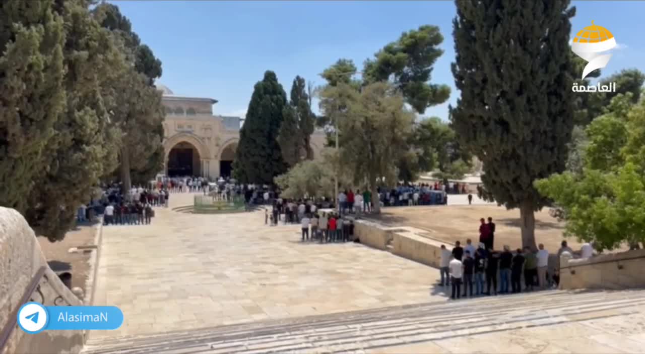 Mescid-i Aksa'da İsmail Haniye ve şehitler için gıyabi namaz