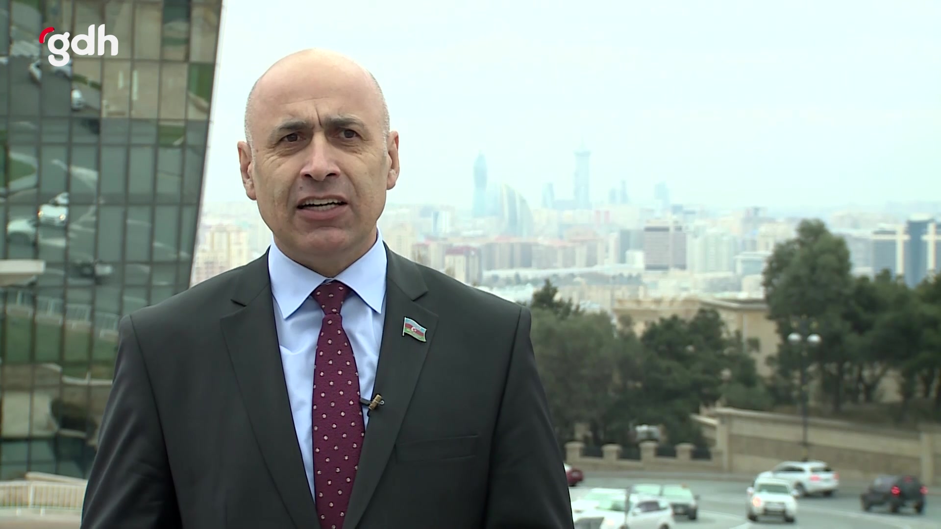Azer Badamov: Azerbaycan ve Ermenistan'dan barış görüşmeleri sinyali