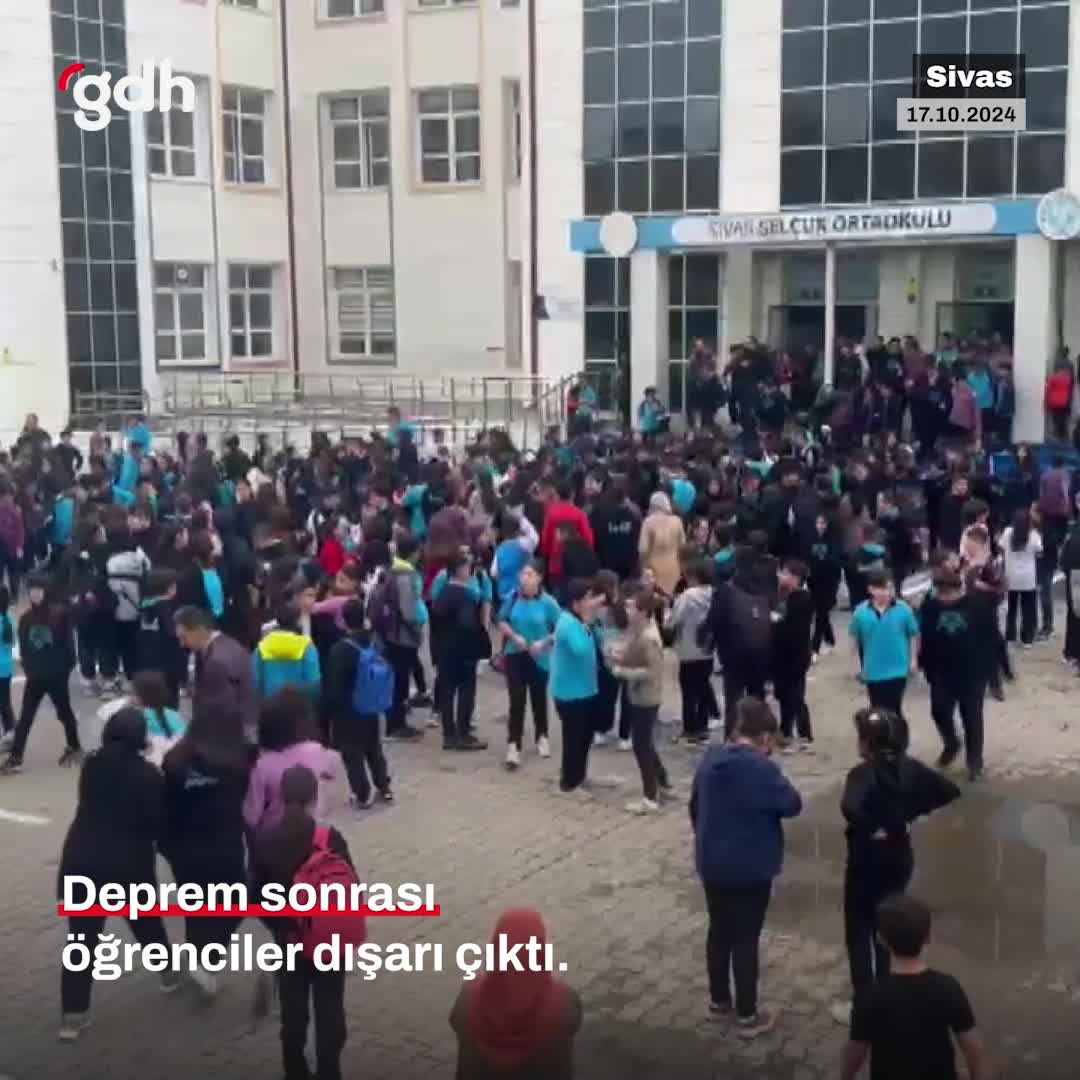 Sivas depremi sonrası bir okulda kaydedilen görüntüler