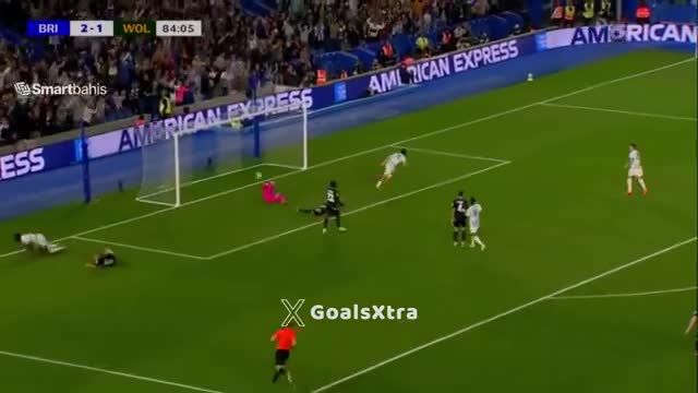 Ferdi Kadıoğlu, Brighton ile ilk golünü Wolverhampton'a attı