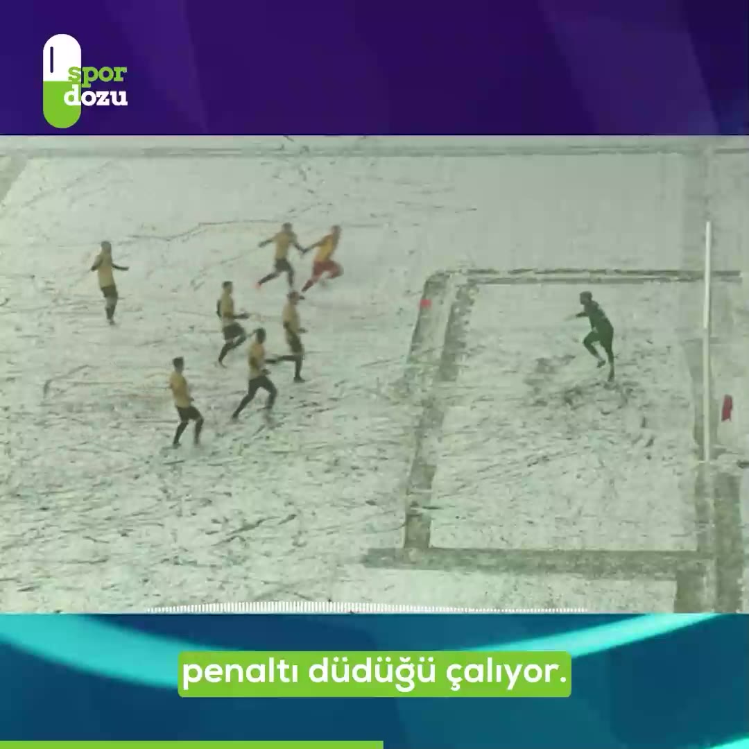 Gaziantep'te kar altında yaşanan Süper Lig maçı anları