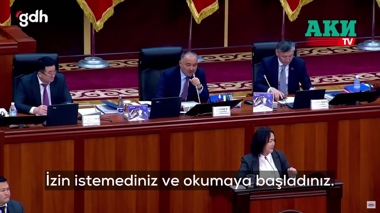 Kırgız Bakan Rusça konuştu, Meclis Başkanı Kırgızca istedi