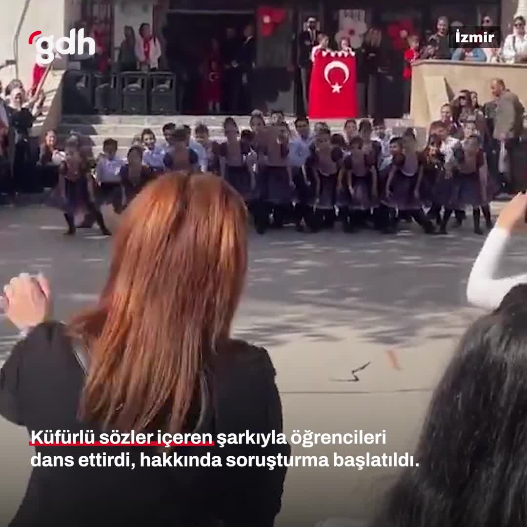 İzmir'de 29 Ekim'de küfürlü şarkıyla dans ettiren öğretmene soruşturma