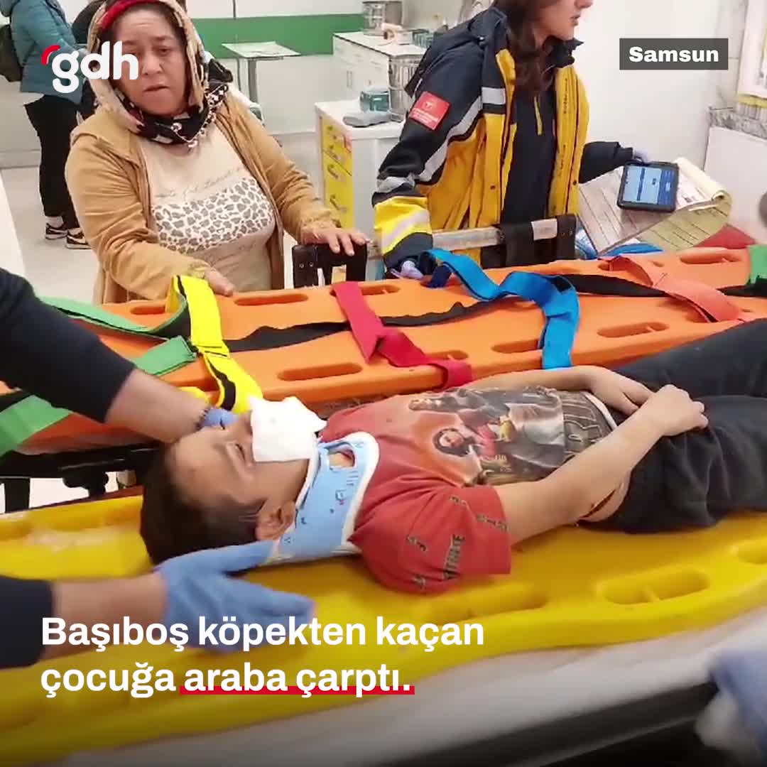 Samsun'da başıboş köpekten kaçan çocuğa araba çarptı