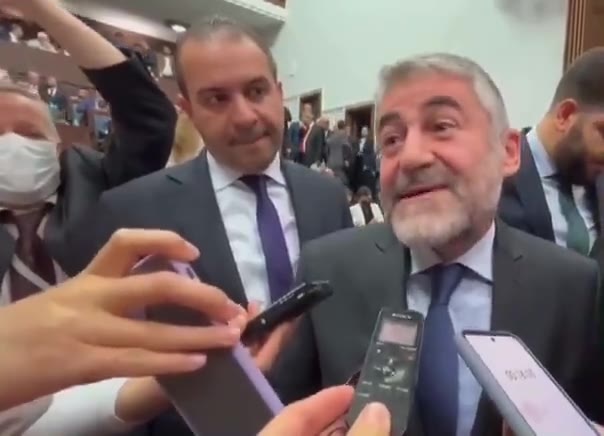 Bakan Nebati: Nöro iktisatla dalga geçiyorlar, nöroloğa gitsinler