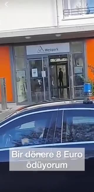 Scholz'a döner fiyatı protestosu: Putin'le konuşun 4 Euro olsun