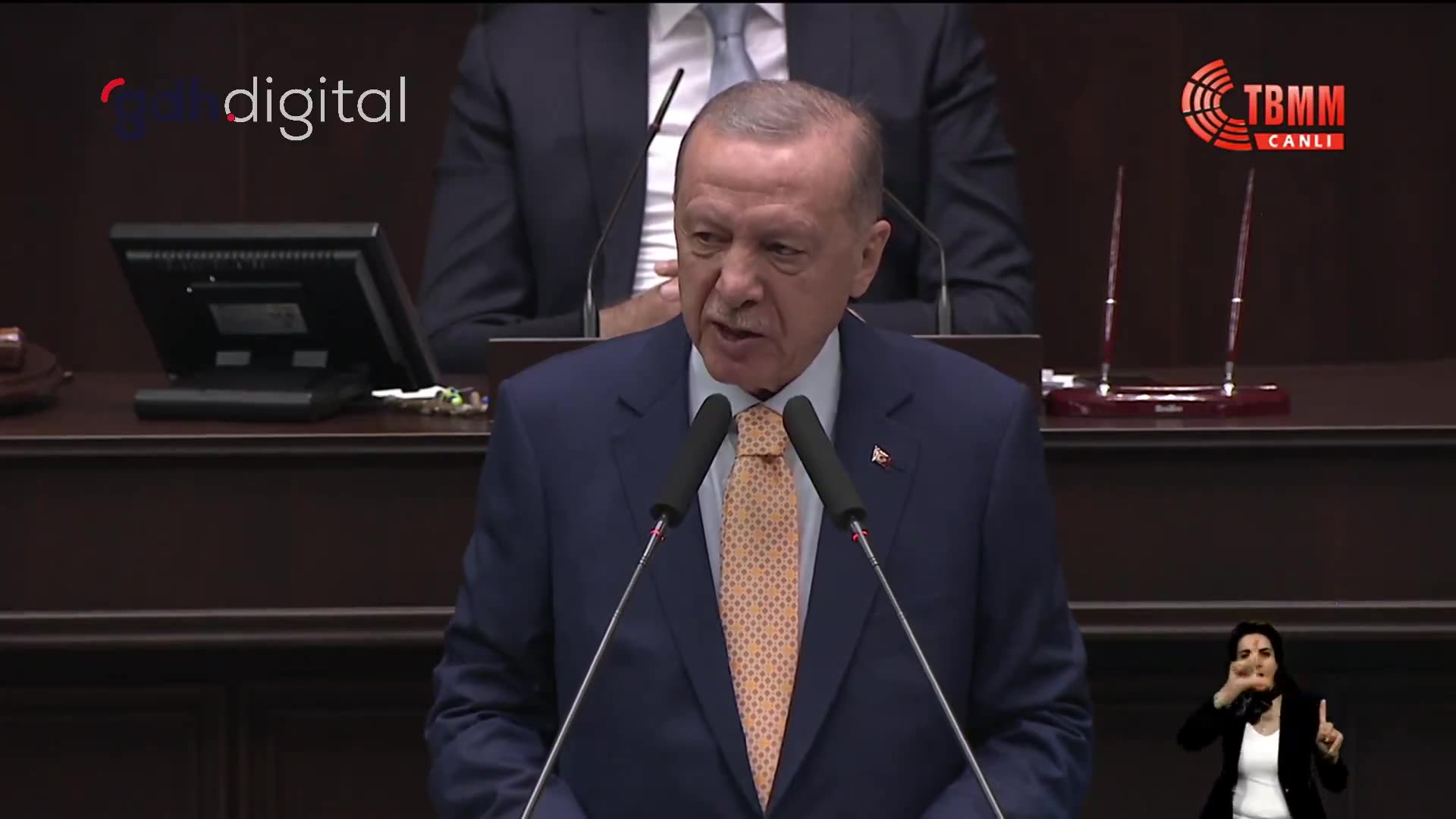 Erdoğan: Seçimlerde asayiş sorunu yaşanmadı, baskılar başarısız oldu