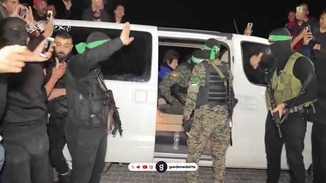 El Kassam Tugayları, Rus esirleri Kızılhaç'a teslim etti