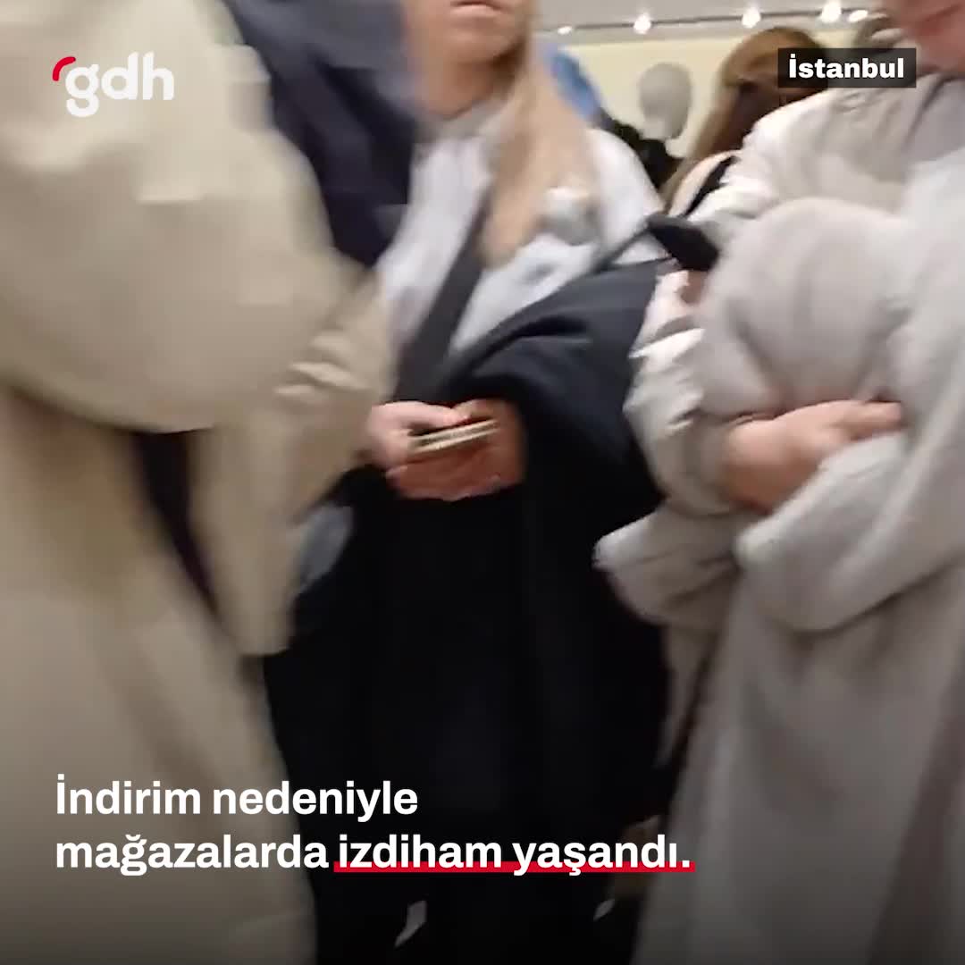Zara Ümraniye'de indirim nedeniyle kadınlar arasında izdiham!