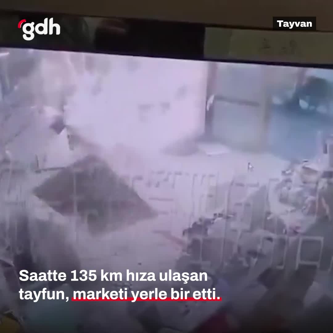 Tayvan'da Karthon Tayfunu marketi savaş alanına çevirdi