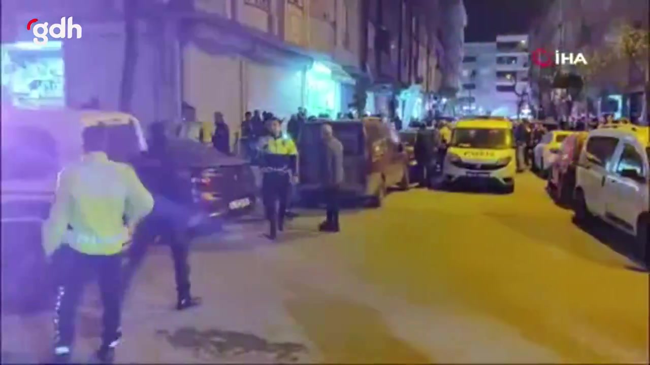Sultangazi'de bekçilerle esnaf arasında kavga çıktı, gözaltılar var