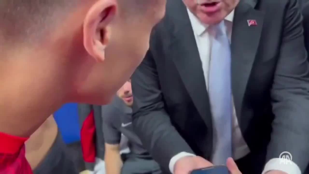 Cumhurbaşkanı Erdoğan, Arda Güler'i tebrik etti