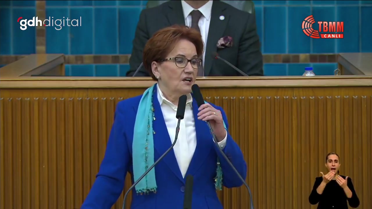 Meral Akşener: Zor günler yaşıyoruz, gül bahçeleri yok