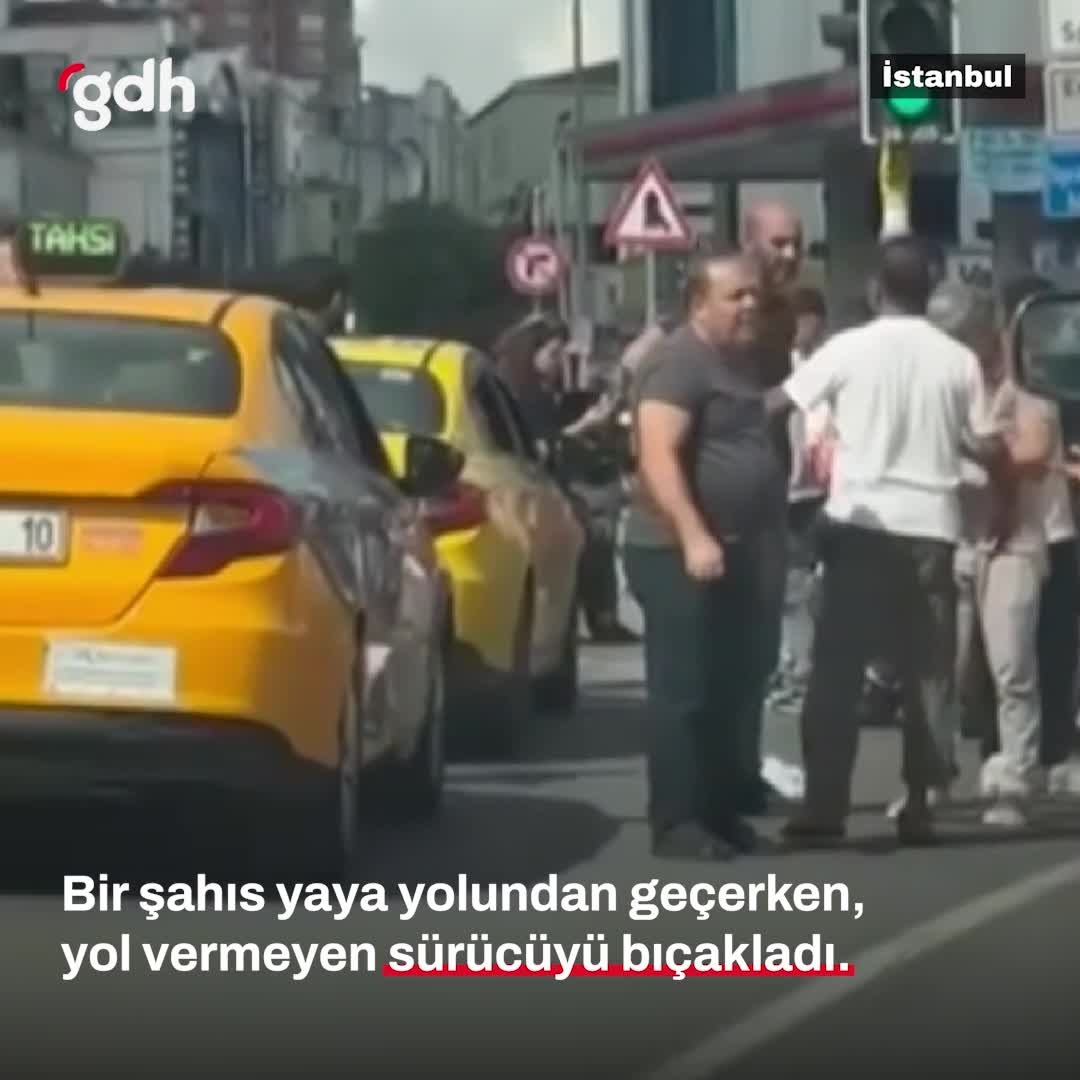 Esenyurt'ta yaya yolunu kullanırken sürücüyü bıçakladı