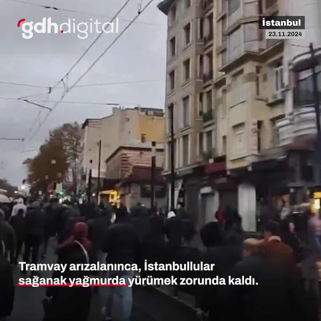 İstanbullular yağmurda ulaşım sıkıntısı yaşıyor