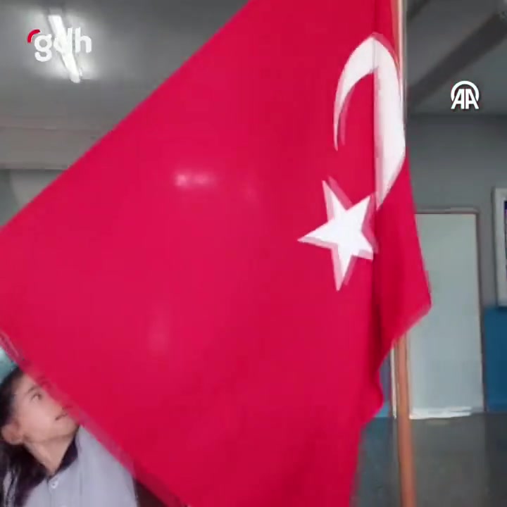 Amasya'da öğrenciler şehit öğretmen Aybüke Yalçın için klip yaptı