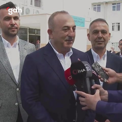 Çavuşoğlu: Seçim listesi uzundu, zarfa zor sığdı