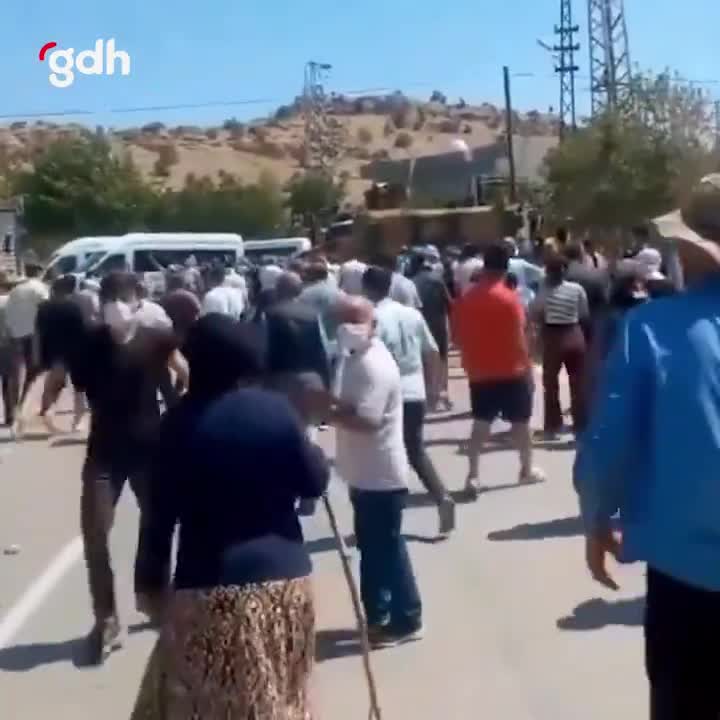 Mardin'de DEDAŞ ekiplerine saldırı, jandarma müdahale etti
