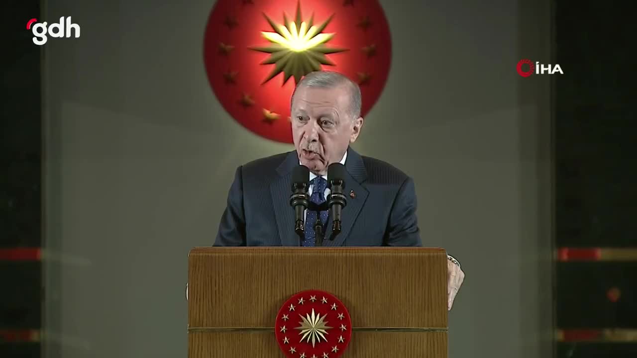 Erdoğan: "Esad gitti, sığınmacılar gitsin" ifadesi cehalettir