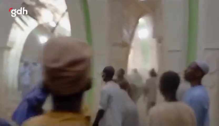 Zaria Merkez Camii'nde asma tavan çökmesi: 7 ölü