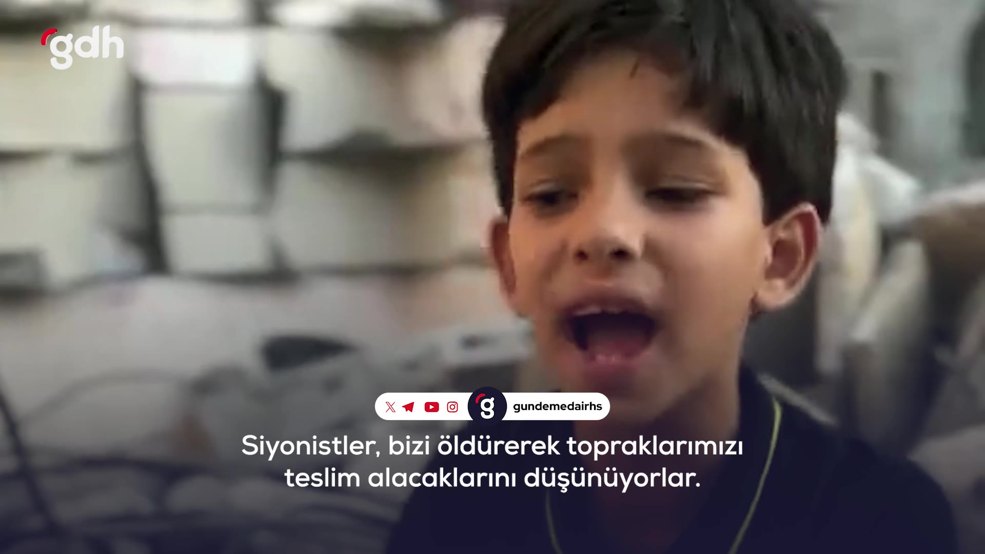 Gazzeli çocuk: Adil değil, biz oyuncaklarla oynamalıyız!