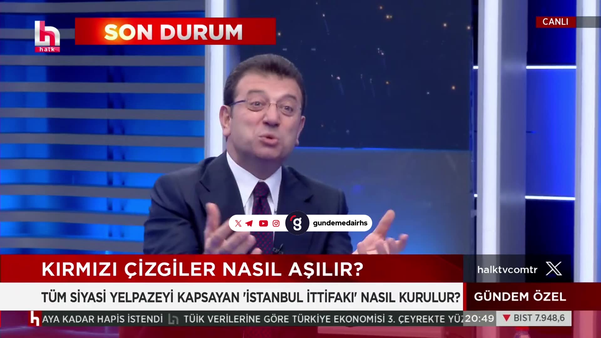 İmamoğlu: İBB Başkanı'yım, iki elime simgeleri alırım