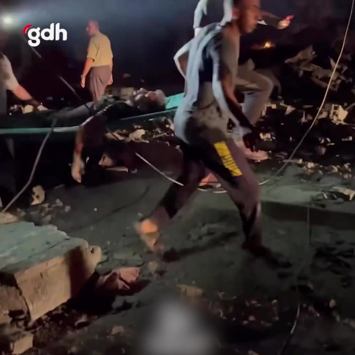 İsrail, Gazze'de sivil yerleşimleri bombalamaya devam etti