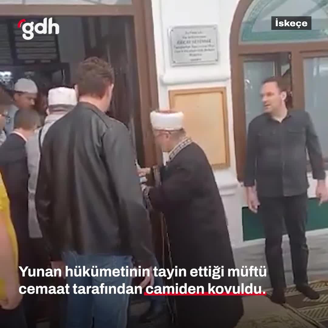 İskeçe'de tayin edilen müftü camiden kovuldu, dışarıda namaz kıldı