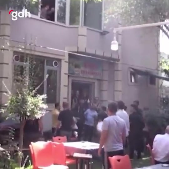 CHP Siirt kongresinde kavga: 2 gözaltı!