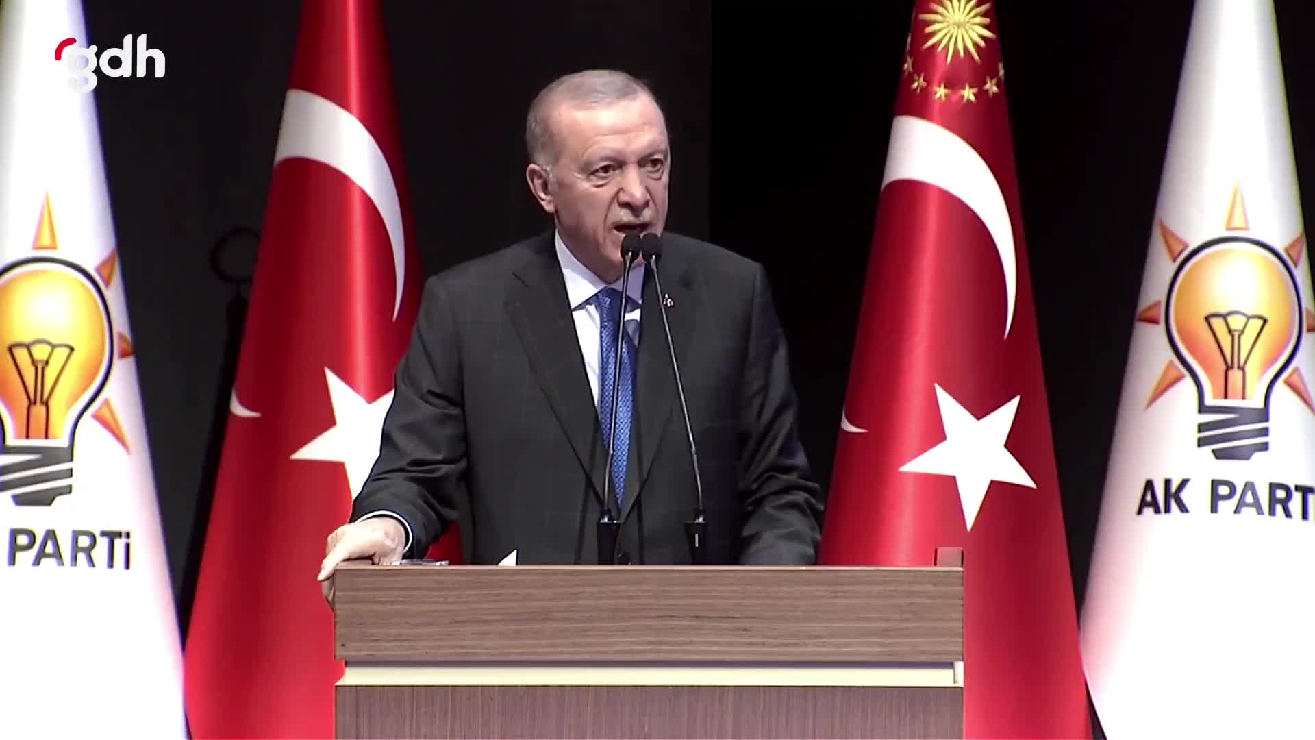 Erdoğan: Çürük elmalara göz yummayız, canilerin peşindeyim