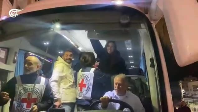 İsrail hapishanesinden 30 Filistinli kadın ve çocuk serbest bırakıldı