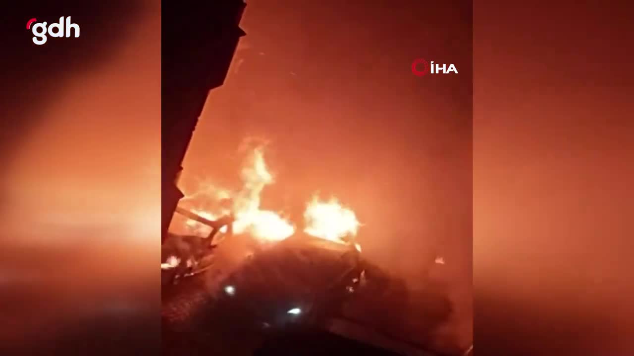Esenyurt'ta gece 8 araç kundaklandı, yangın iş yerine sıçradı