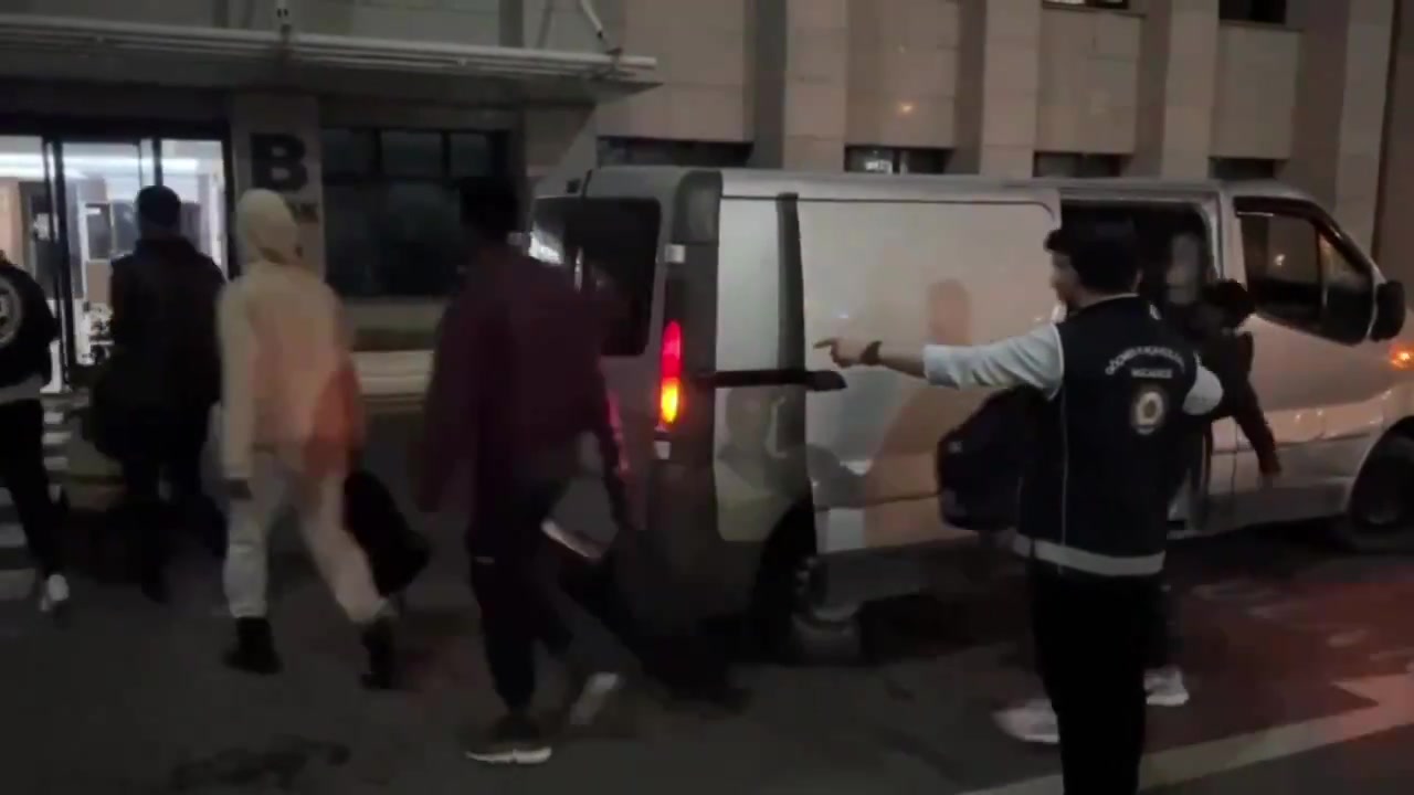 İstanbul'da "KALKAN-10" Operasyonu: 9 kaçakçı yakalandı