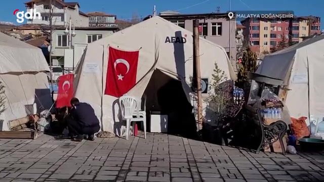 #Malatya #Doğanşehir’de çadır kentte gün başlarken…