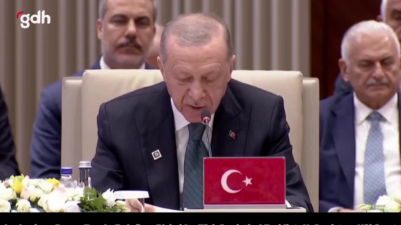 Erdoğan: Uluslararası toplum Filistin'deki soykırıma yanıt veremiyor