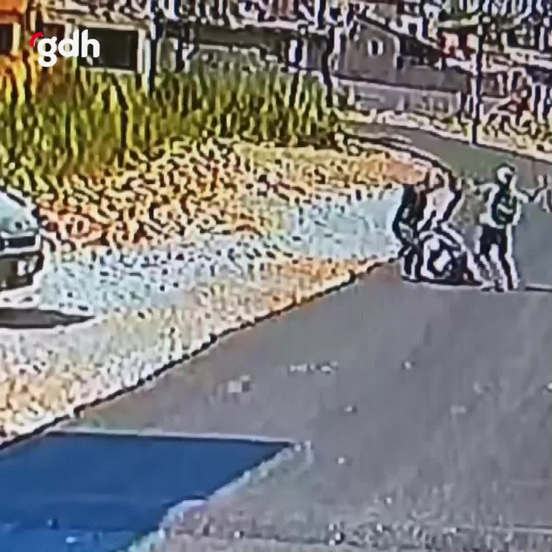 Hatay'da yaşlı adam, 2 kadına saldıran kişiye darp edildi
